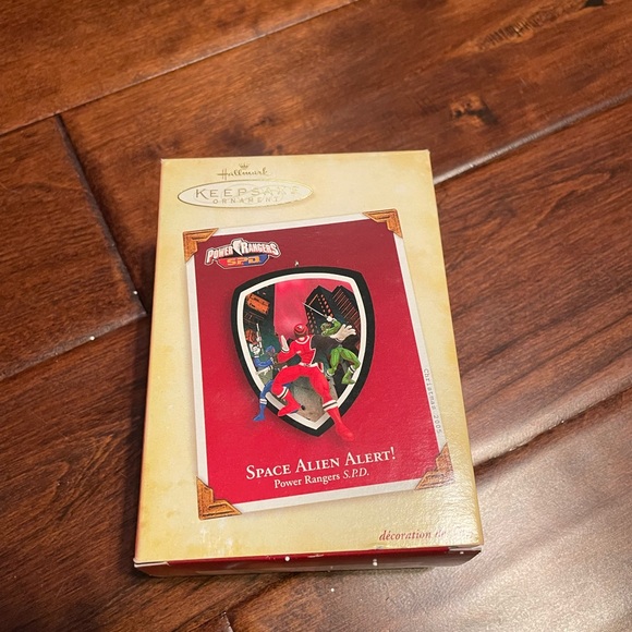 Hallmark Keepsake Power Rangers SPD Space Alien Alert 2005 Ornament - Picture 3 of 9